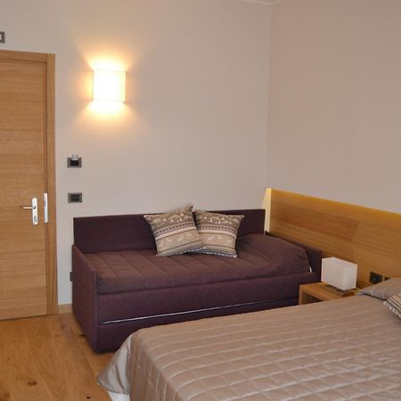 Hotel Nido Dell'Aquila Асерджи Екстериор снимка
