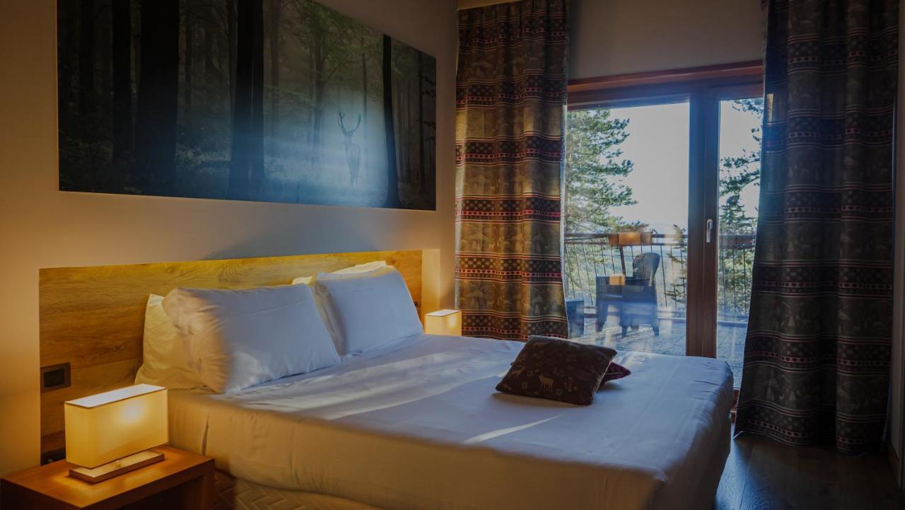 Hotel Nido Dell'Aquila Асерджи Екстериор снимка