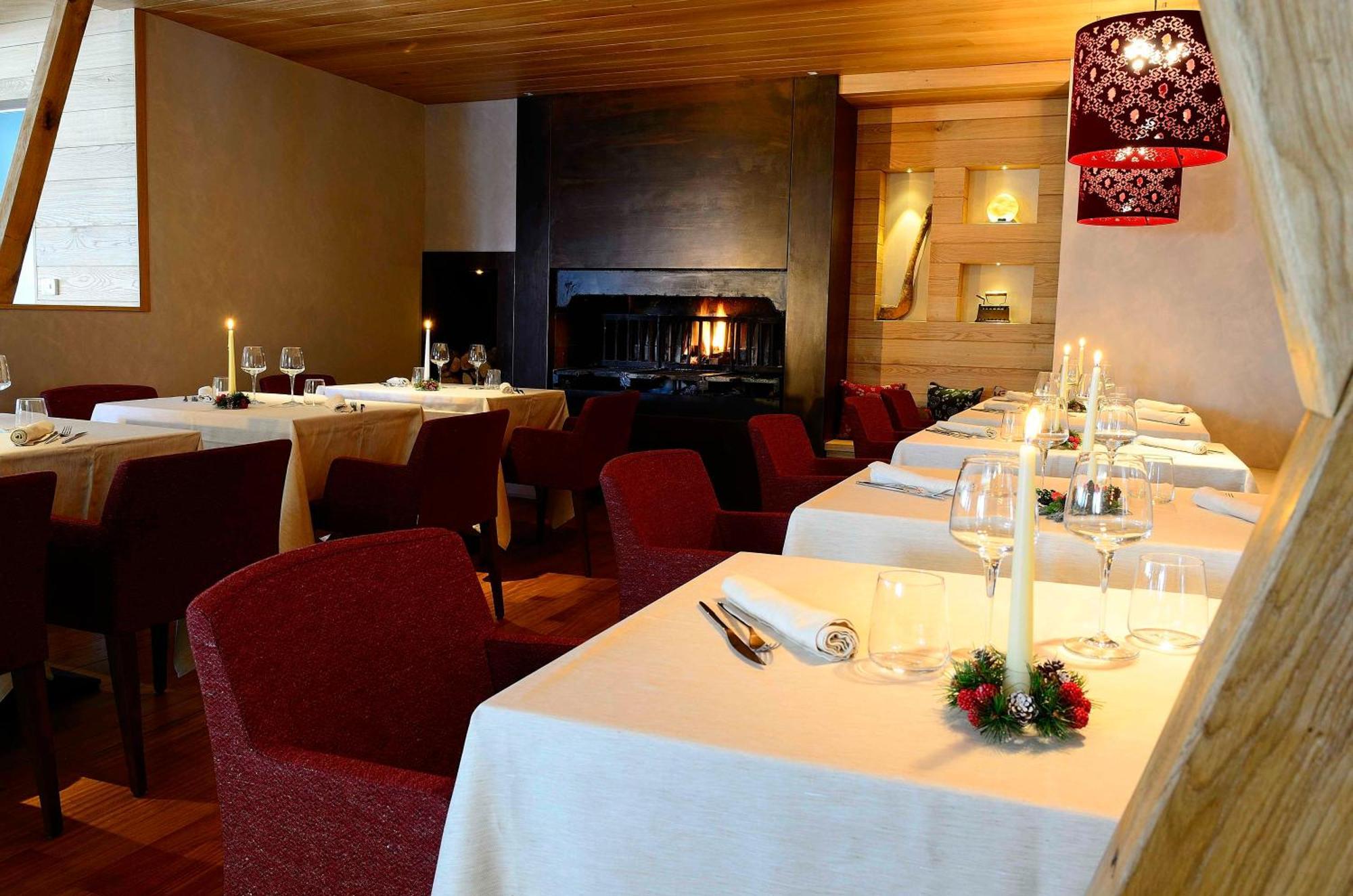 Hotel Nido Dell'Aquila Асерджи Екстериор снимка