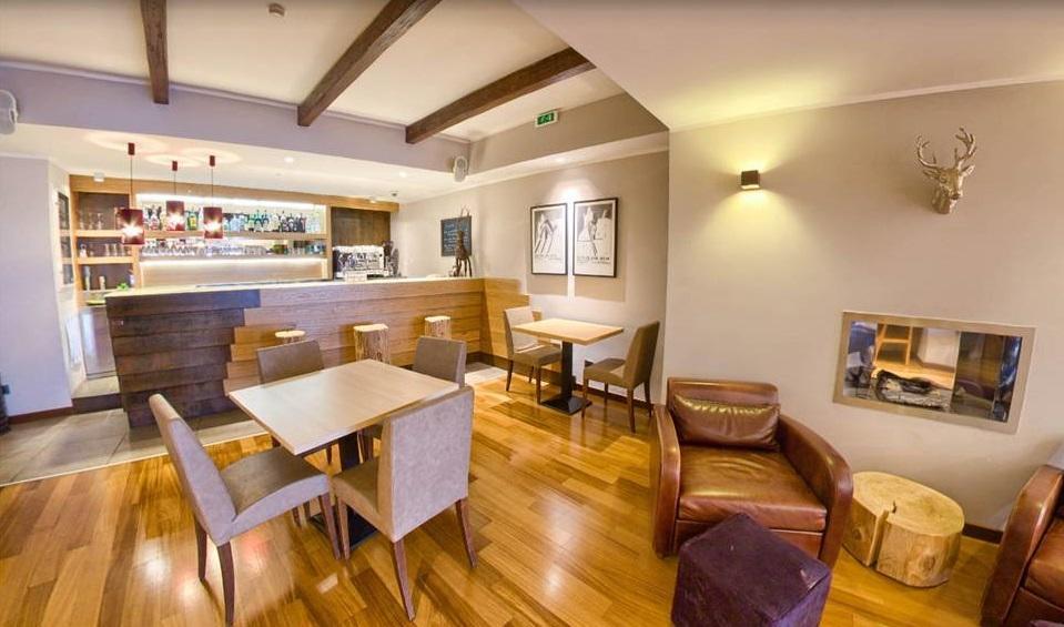 Hotel Nido Dell'Aquila Асерджи Екстериор снимка