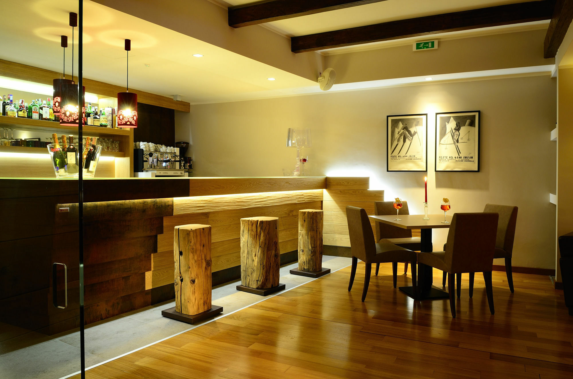 Hotel Nido Dell'Aquila Асерджи Екстериор снимка